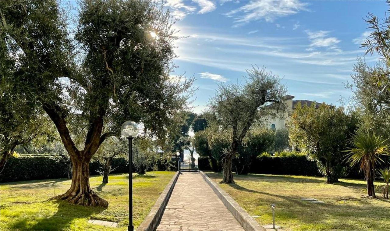 Appartamento Con Vista Lago Toscolano-Maderno Exterior foto